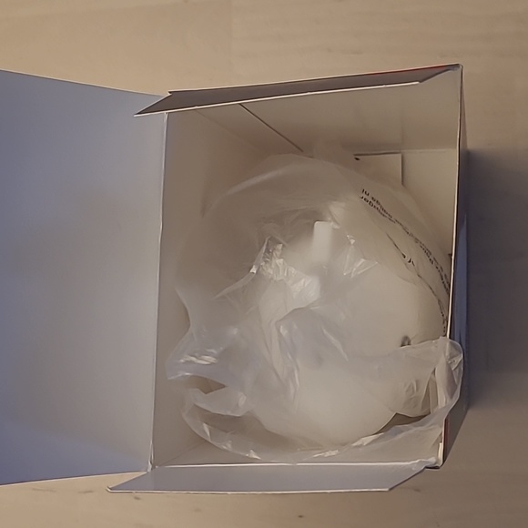 NIB Globe Tommy Dinosaur LED Color Changing Light with USB Charger BPA FREE - Picture 6 of 10